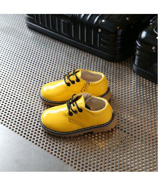 Children's shoes 2017 spring new bright leather fashionable big toe shoes children's short boots boys' and girls' small shoes casual shoes