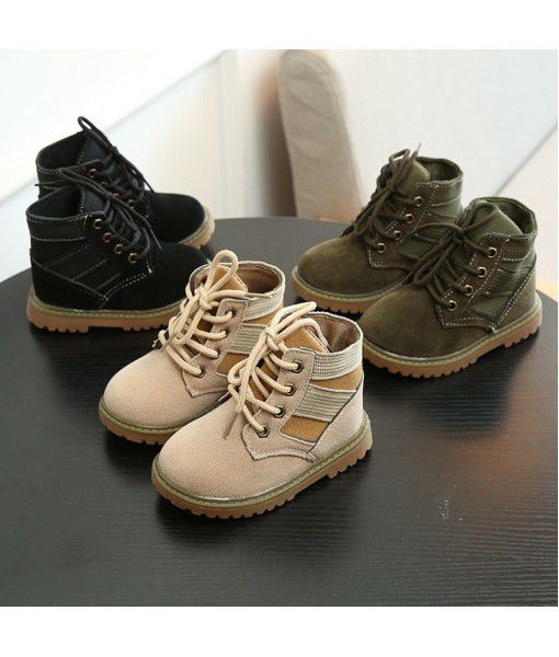 Children's fashion medium boots, wolf boots, autumn and winter new baby Martin boots, boys' and girls' shoes, British style small yellow boots